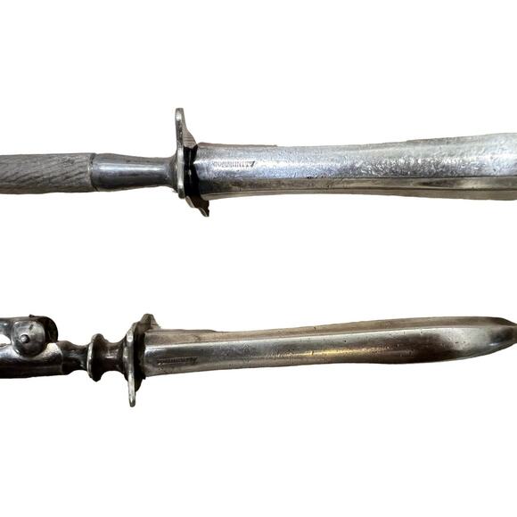 Oneida Community Patrician 1914 Silverplate Carving Fork Horning Steel Set - Picture 7 of 11